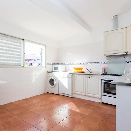 Coolhouses Algarve Luz, 3 Bed Townhouse W/ Beautiful Sea View, Bay 76