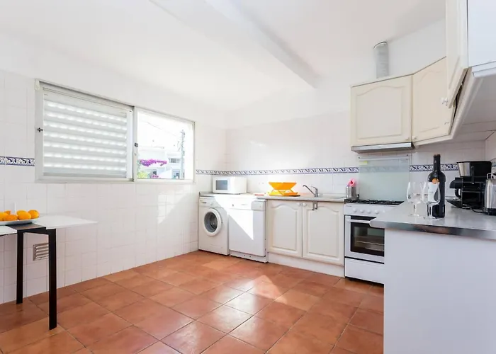 別荘 Coolhouses Algarve Luz, 3 Bed Townhouse W/ Beautiful Sea View, Bay 76 *