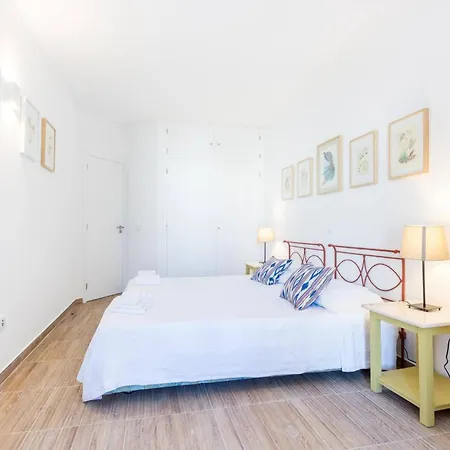 Coolhouses Algarve Luz, 3 Bed Townhouse W/ Beautiful Sea View, Bay 76 Ferienhaus