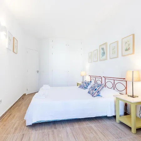 Coolhouses Algarve Luz, 3 Bed Townhouse W/ Beautiful Sea View, Bay 76 Сasa de vacaciones