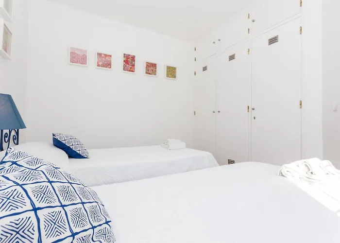 Coolhouses Algarve Luz, 3 Bed Townhouse W/ Beautiful Sea View, Bay 76