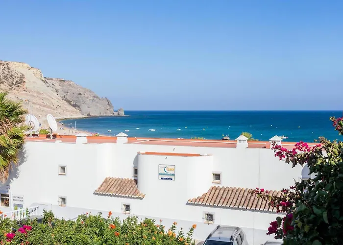 Coolhouses Algarve Luz, 3 Bed Townhouse W/ Beautiful Sea View, Bay 76 Luz